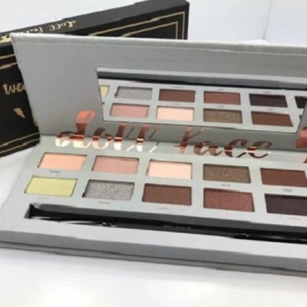 DOLL FACE I Just WannaBe Neutral Eye Palette
